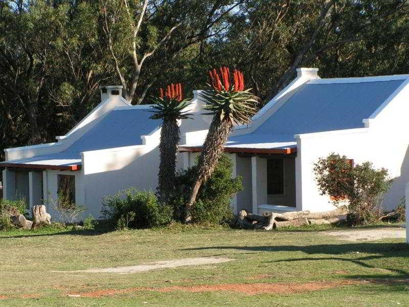 Oyster Bay Lodge Exterior photo