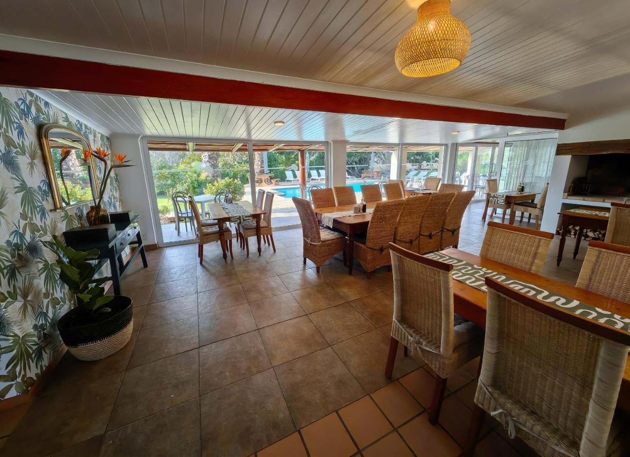 Oyster Bay Lodge Exterior photo